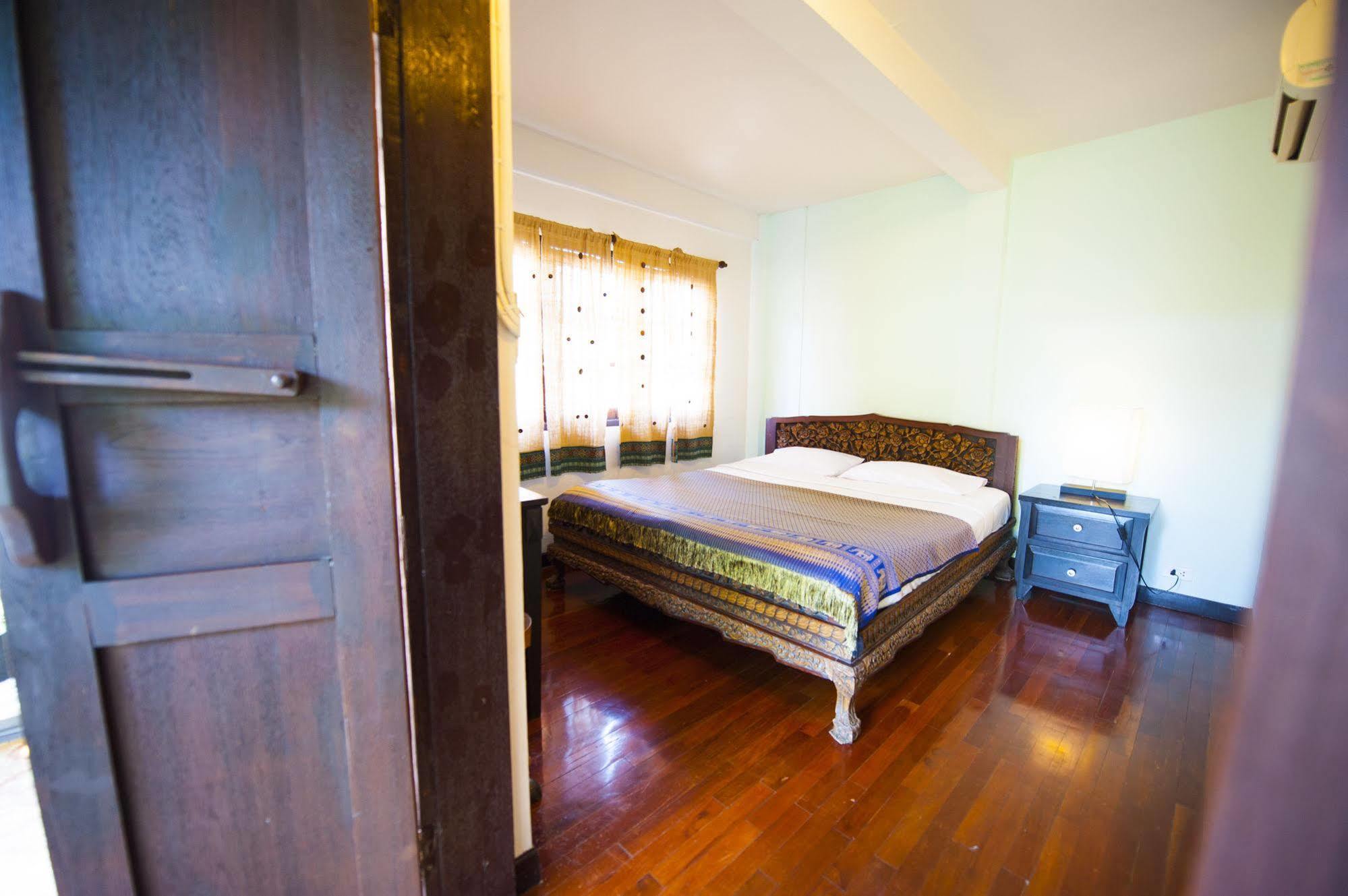 Hotel Smile House Boutique Chiang Mai Exterior foto